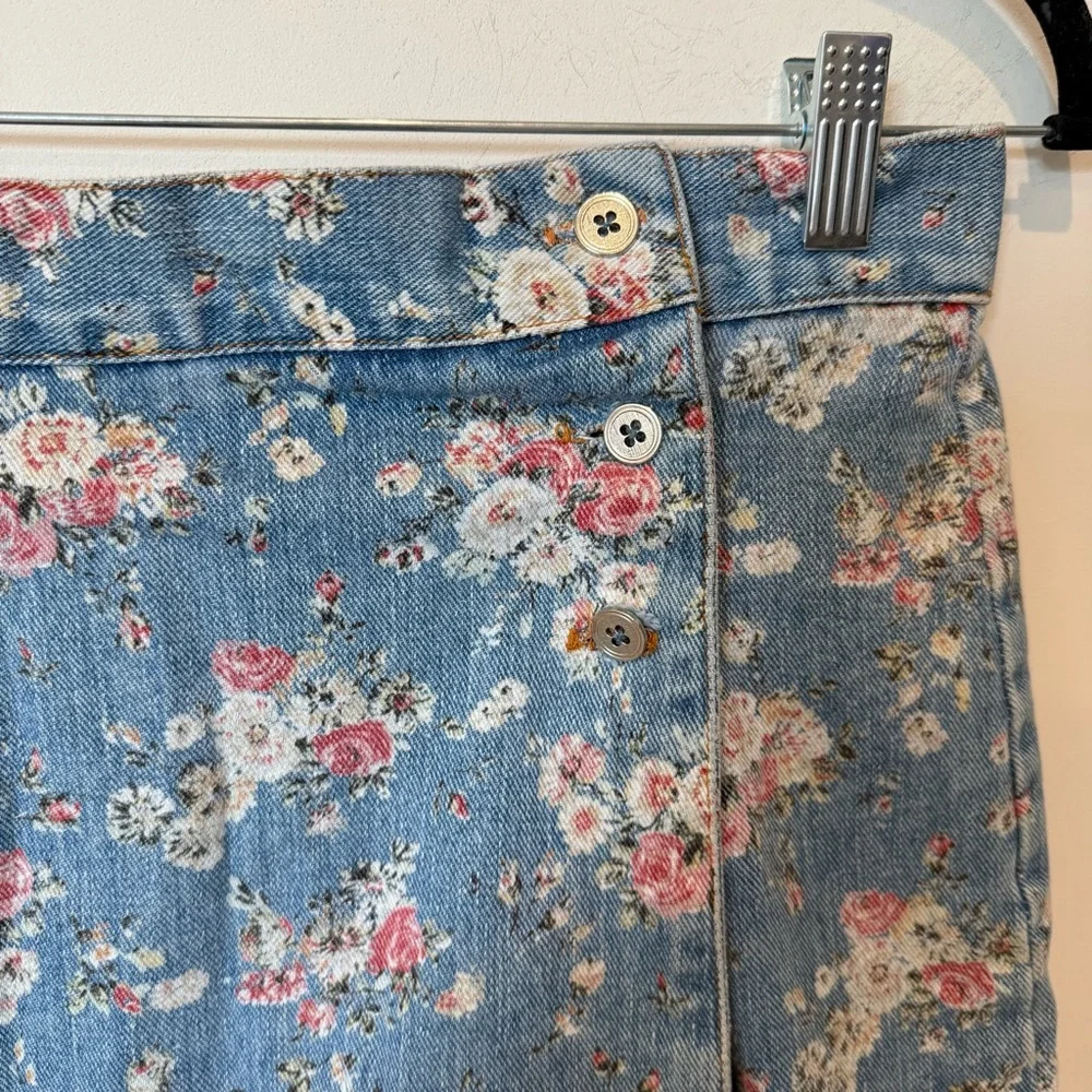 Vintage Blue Floral Denim Mini Skort Skirt Womens Size 9/10 100% Cotton Feminine